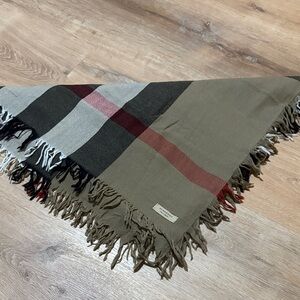 Burberry Classic Silk Wool Large Square Scarf